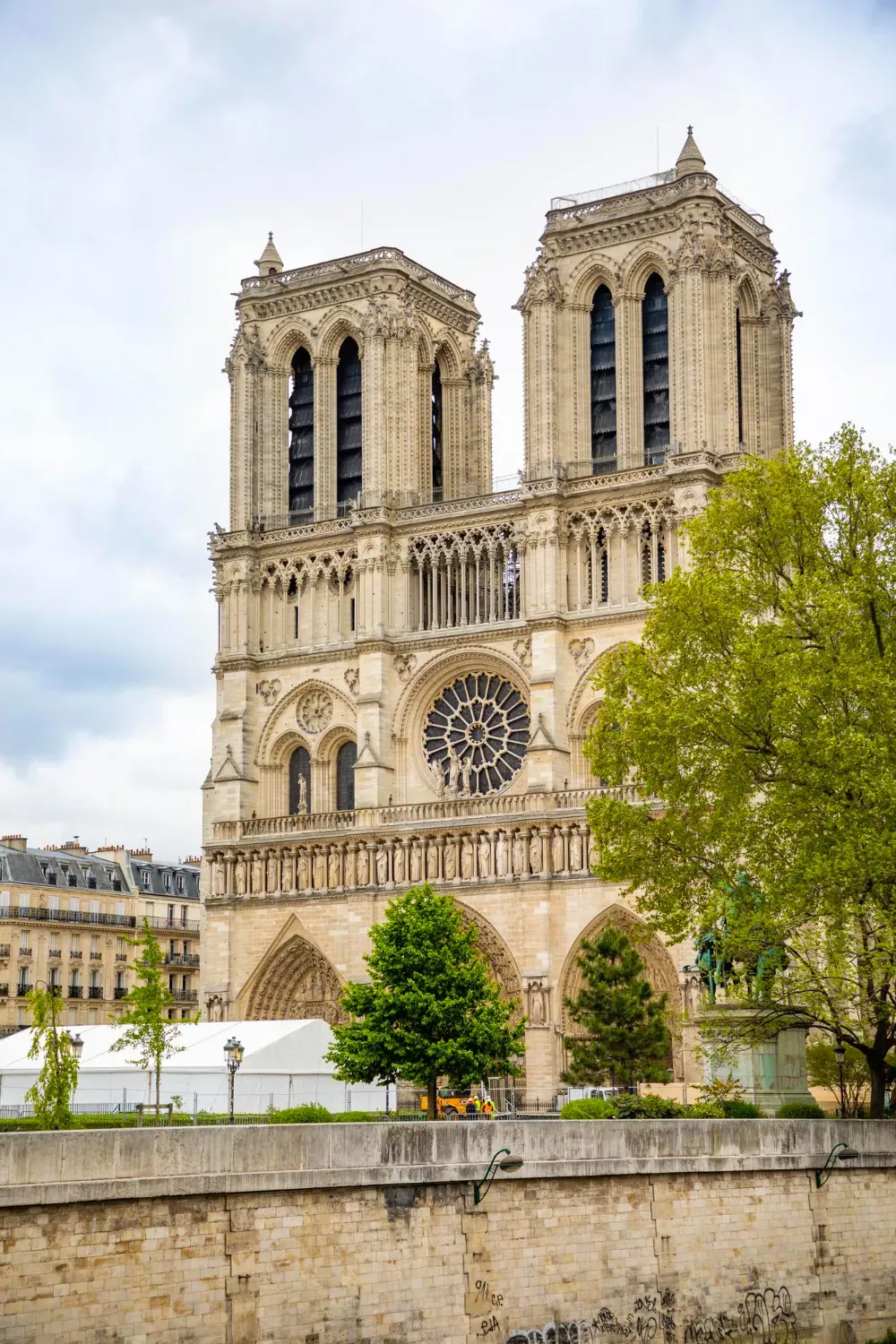 Notre-Dame de Paris at dusk
